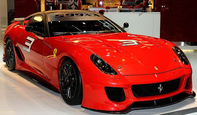 2010-ferrari-599xx-700hp-sports-car